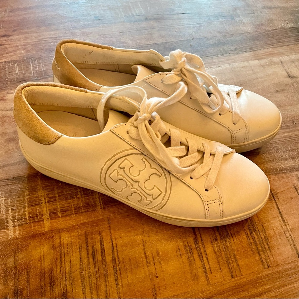 Tory Burch Leigh T Logo Sneakers Size 8M